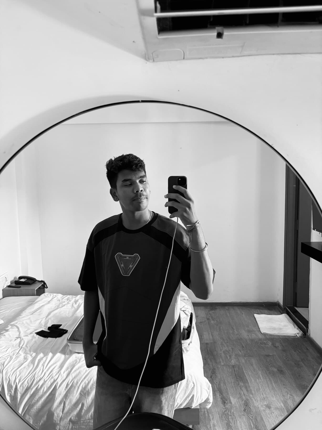 Siddharth taking a mirror photo